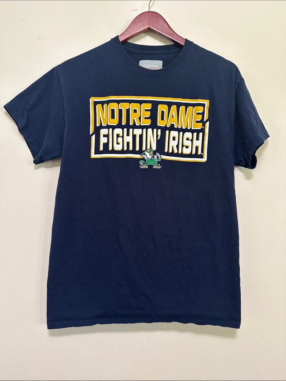 Notre Dame Fightin' Irish Navy Short Sleeve Graphic Tee